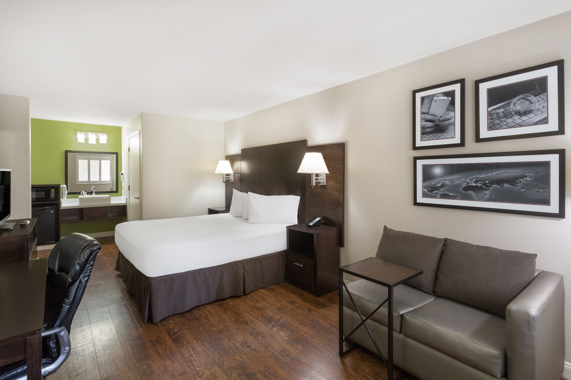 Baymont By Wyndham Modesto Salida Hotel Exterior photo
