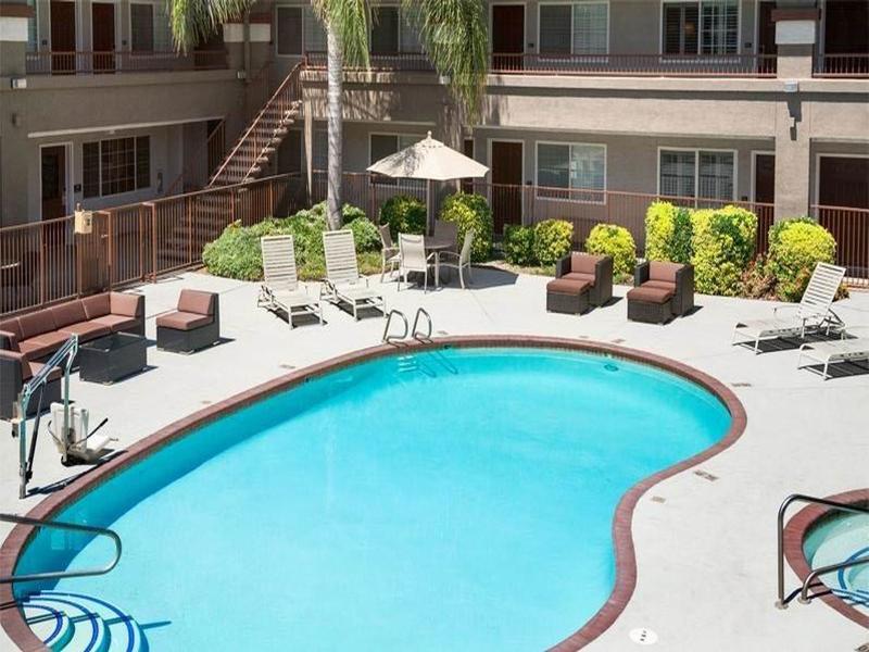 Baymont By Wyndham Modesto Salida Hotel Exterior photo